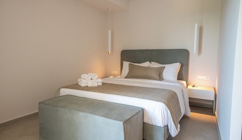 Signature Suite, Sea View