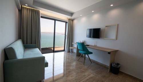 Supreme Suite Sea View