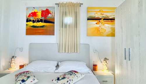 Family Room, Sea View
