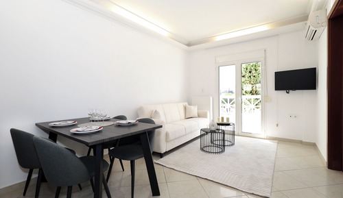 One Bedroom Apartment with Sea View