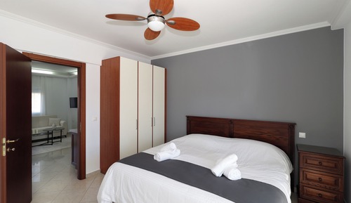 Two Bedroom Apartment with Sea View