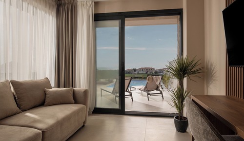 Deluxe Suite with Private Pool
