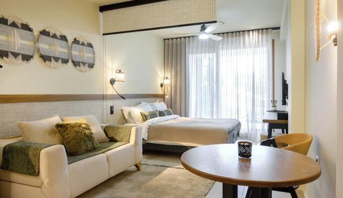 Deluxe Studio, City View