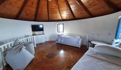 Signature House, 2 Bedrooms, Sea View, Sea Facing