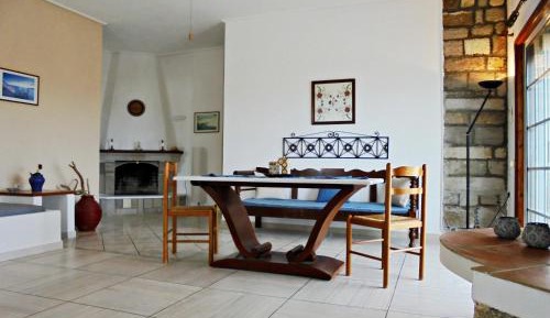 Superior Quadruple Room with Pool View