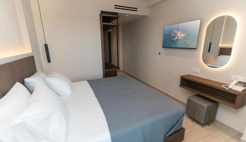 Junior Suite with Private Pool