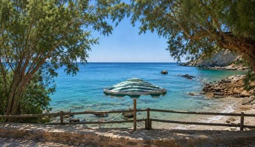 Androniki Seafront Villa