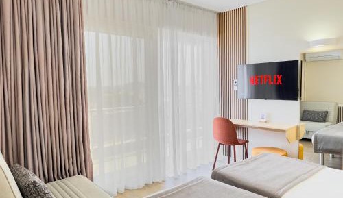 Comfort Twin Room with Extra Bed & Balcony