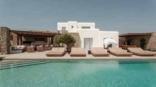 Villa - Beach Front