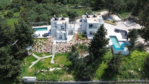 Two-Bedroom Apartment with Pool View