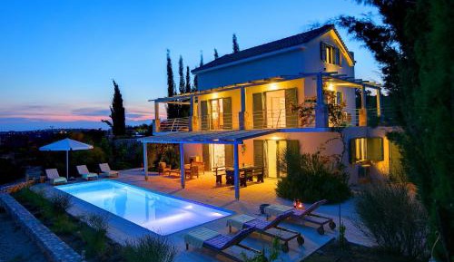 Villa with Sea View
