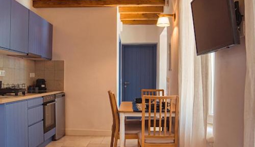 One-Bedroom Apartment with Garden
