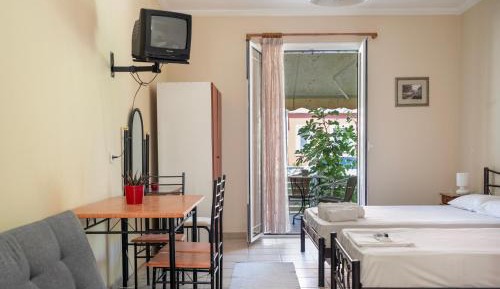 Superior One-Bedroom Apartment with Balcony