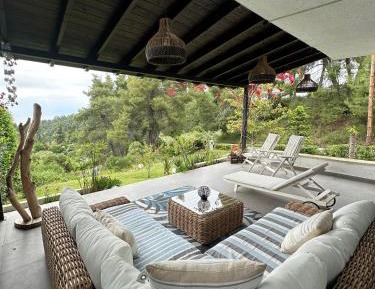 Villa with Sea View