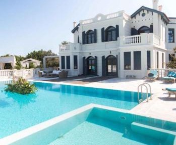 Villa with Sea View