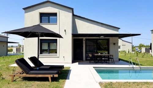 Villa with Private Pool
