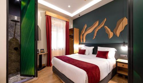 Signature Room