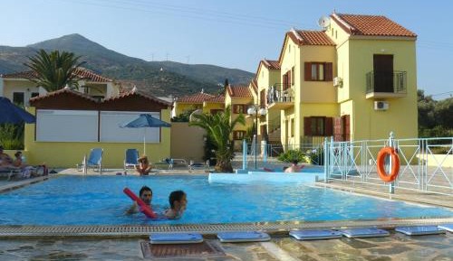 One-Bedroom Apartment (2 Adults)