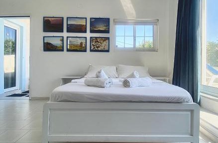 Studio with Sea View