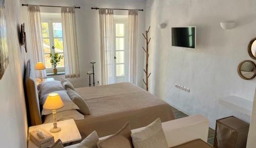 Studio with Sea View (2 Adults)