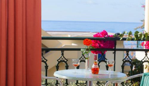 Double Room with Balcony and Sea View