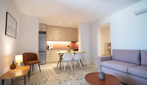 Apartment with Mountain View