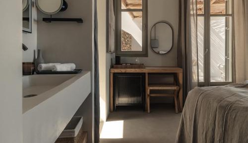 Petite Double Room with Terrace