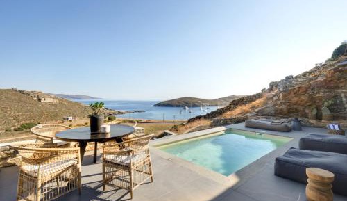 Signature Two Bedroom Suite Sea View with Private Pool