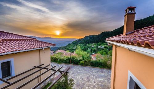 Family Residence with Panoramic View