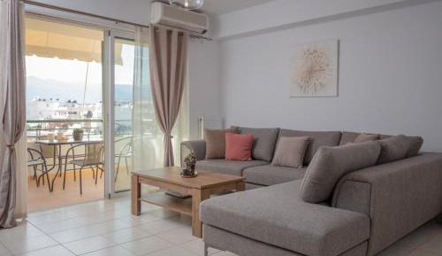 Three-Bedroom Apartment with Balcony