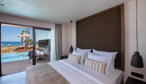 Double Premium with Private Pool