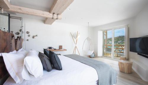 Vista Suite with Panoramic Sea View and Outdoor Jacuzzi