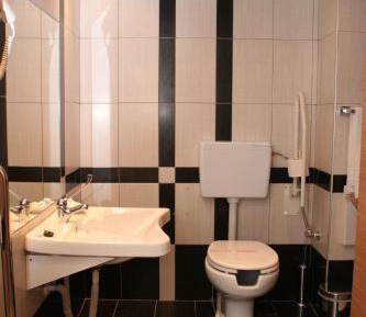 Double or Twin Room - Disability Access
