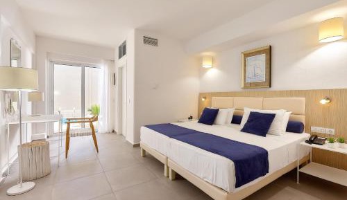 Junior Suite with Private Pool