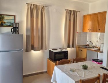 One-Bedroom Apartment with Sea View