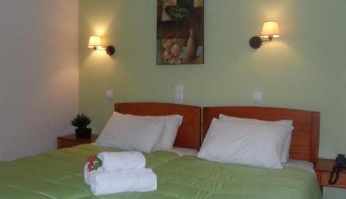 Triple Room with Terrace