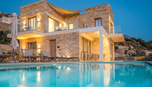 Deluxe Villa