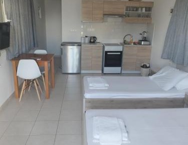 Studio Apartment with Sea View