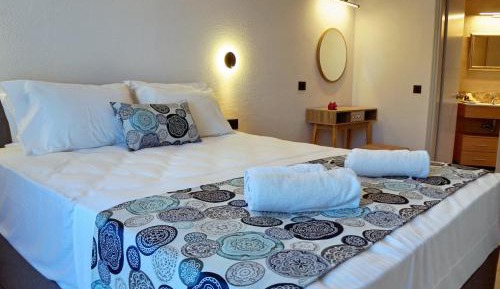 Double Room with Pool View