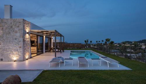 Deluxe Villa