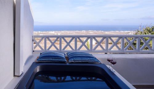 Two-Bedroom Sea View Suite with Seasonal Hot Tub