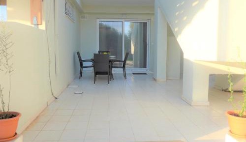 Apartment with Garden View