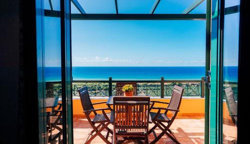 Deluxe Suite with Sea View