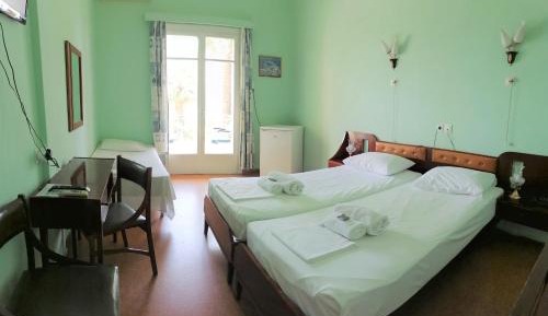 Triple Room with Sea View