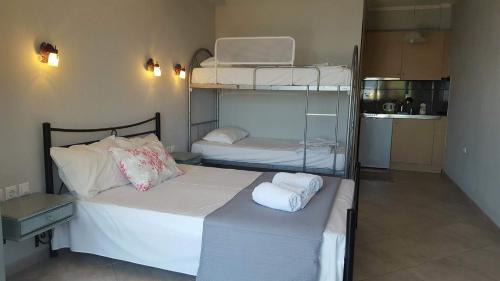 Quadruple Room with Sea View