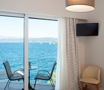 Deluxe Double or Twin Room with Sea View