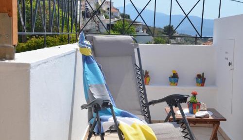Double Room with Balcony and Sea View- Top floor