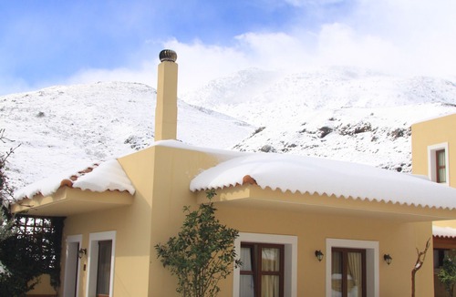 Asites Hotel | Earino