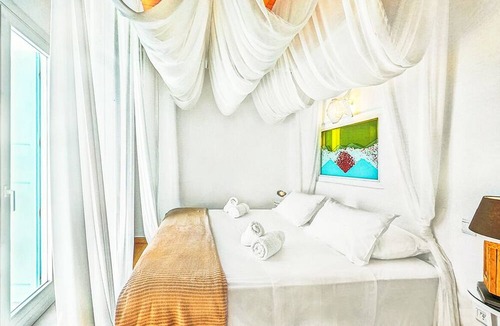 Houlakia Villa | Villa Eidothea - Seven Bedroom Villa, Sleeps 13
