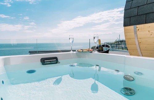 Gritsa Hotel | Akrotiri Olympus Luxury Suites